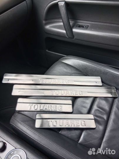 Накладки на пороги touareg NF