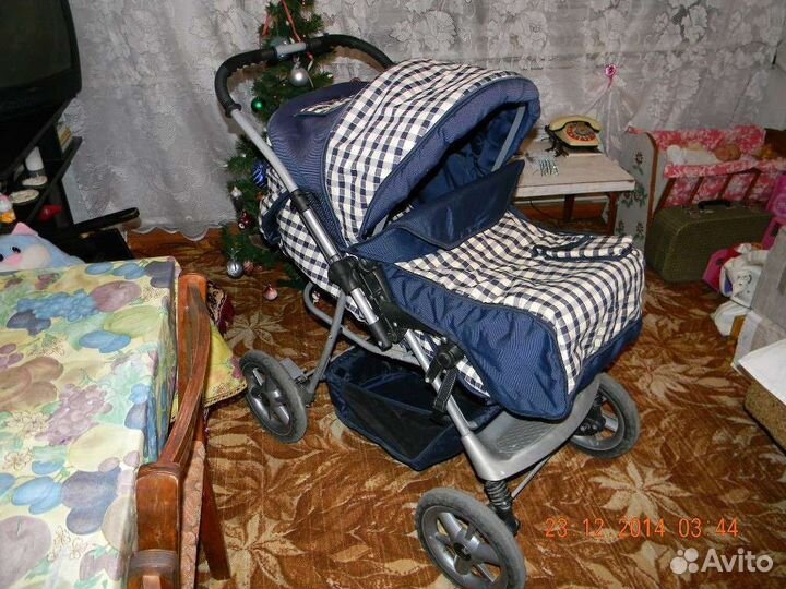 Прогулочная коляска 2 в 1 бу