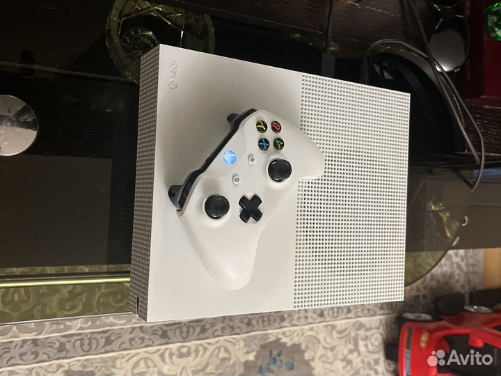 Xbox One s