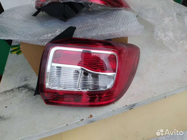 Фонарь правый Рено Логан 2