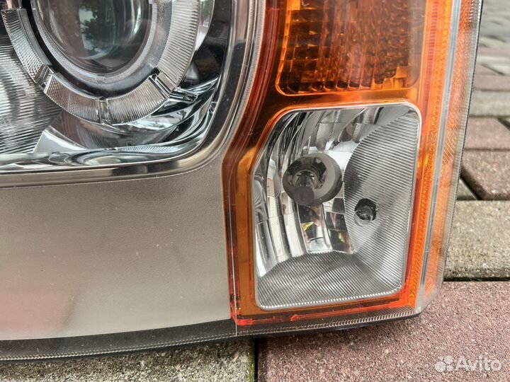 Фара правая Land Rover Discovery 3