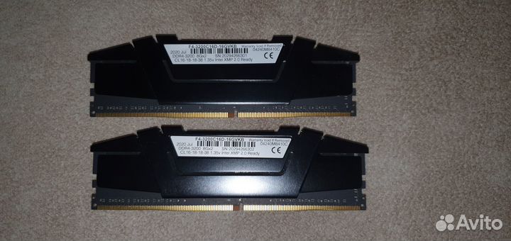 Оперативная память G.Skill Ripjaws V F4-3200C16D-1