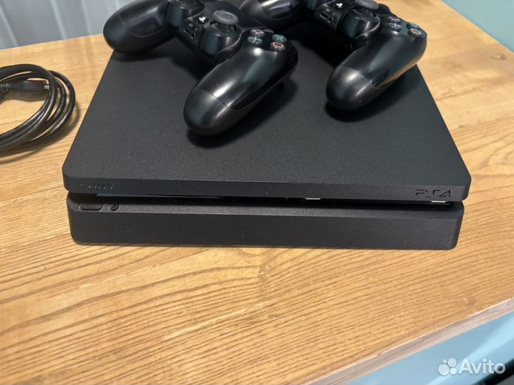 Игровая приставка ps4 slim 1tb