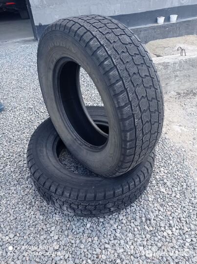 Goodyear Wrangler IP/N 265/65 R17