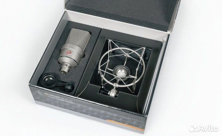 Студийный микрофон Neumann TLM 103 + паук