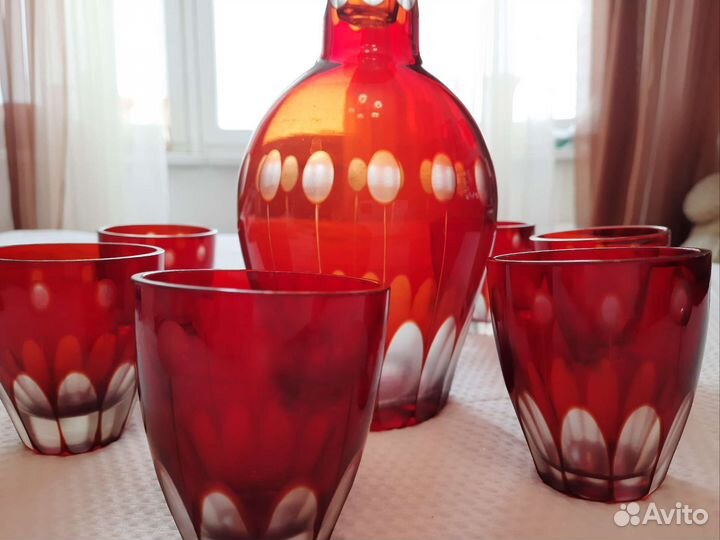 Графин с рюмками СССР рубиновое стекло