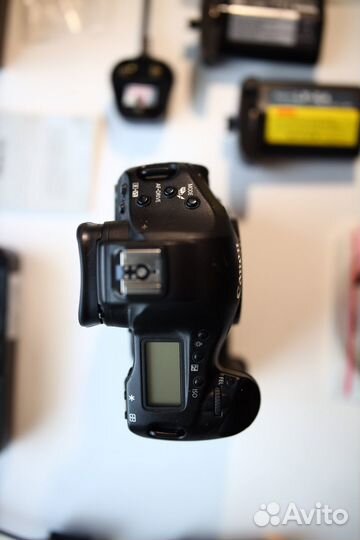 Легендарный Canon eos 1DS mark iii