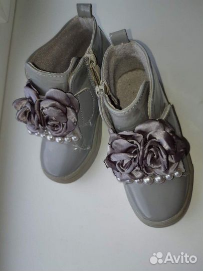 Новые ботинки