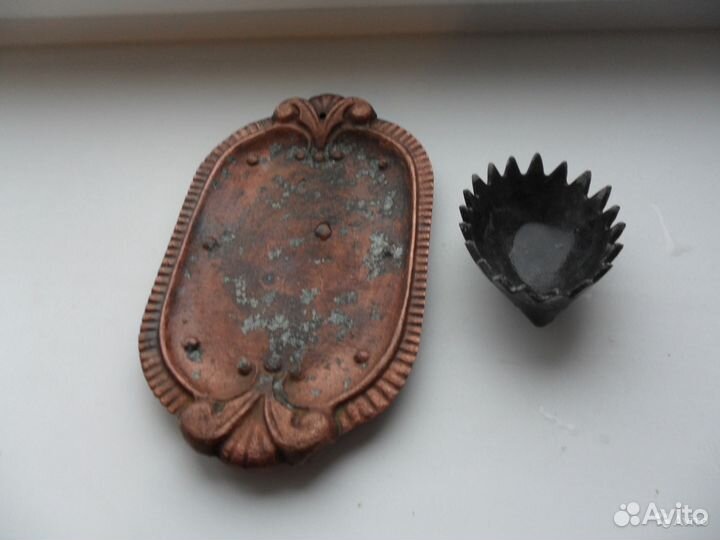 Старинные интерьерные пепельницы