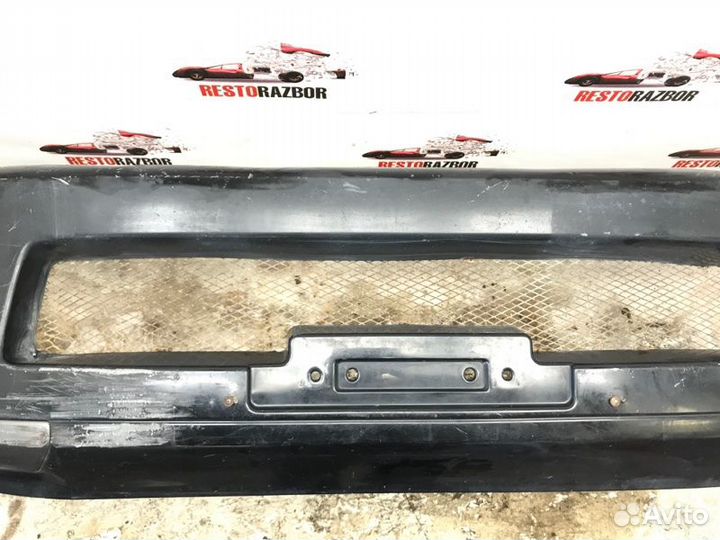 Бампер передний Mitsubishi Space Wagon минивен 2