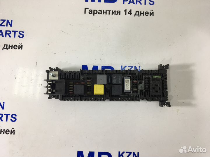 Блок реле в салоне Mercedes W176 W246 000082