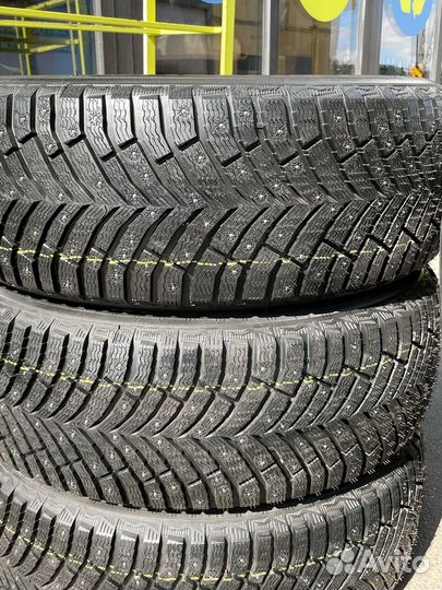 Michelin X-Ice North 4 225/60 R18 104T