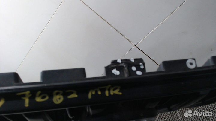 Решетка радиатора Toyota Land Cruiser Prado (90) , 2002