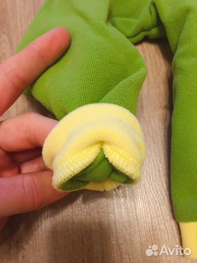 Костюм Динозавр / Дракон новый 98 и 104