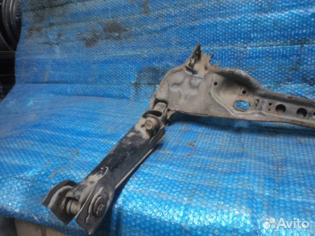 Рычаг задний продольный левый Mitsubishi Carisma