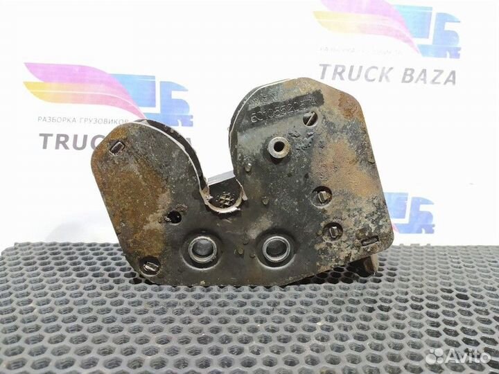 Замок кабины Renault Magnum, Renault Premium