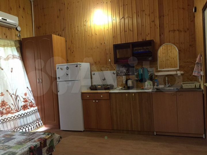 Комната 25 м², 2/2 эт.