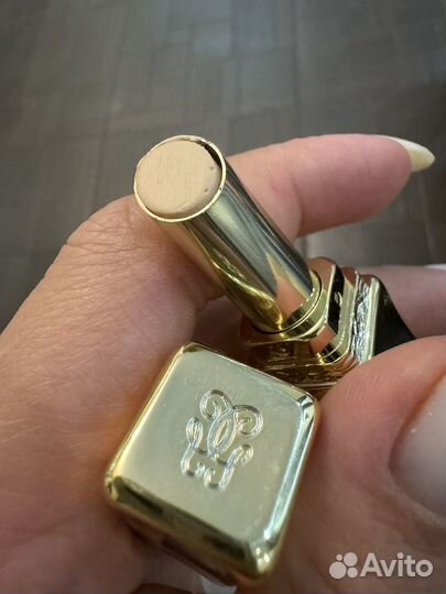 Guerlain помада база для губ kiss kiss