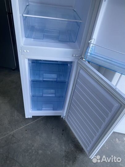 Холодильник Бирюса Как новый 2.камеры