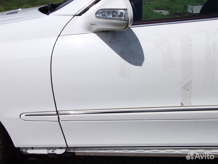 Дверь левая Мерседес W209