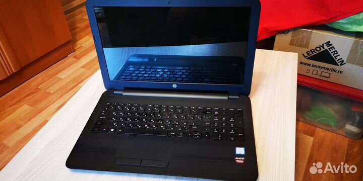 Ноутбук HP 15-ay516 (i5)