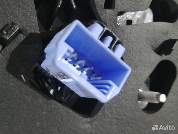 Фонарь внутрен левый LED Volkswagen Tiguan 2 17-22