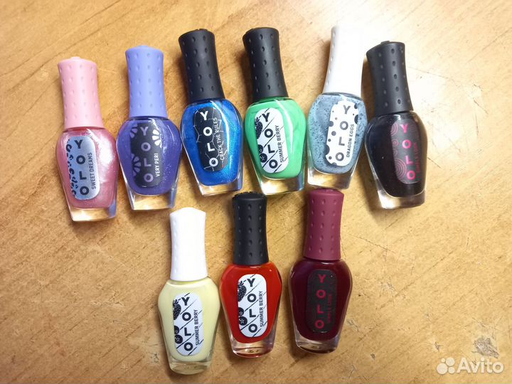 Лак для ногтей yolo