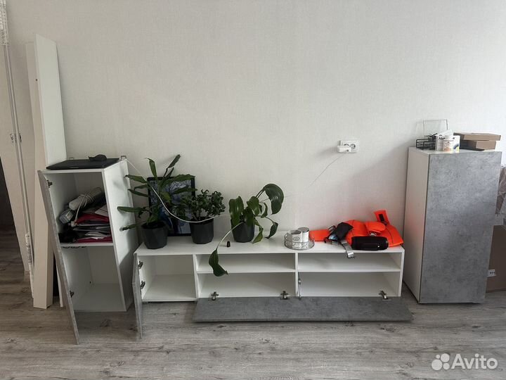 Стенка в гостиную