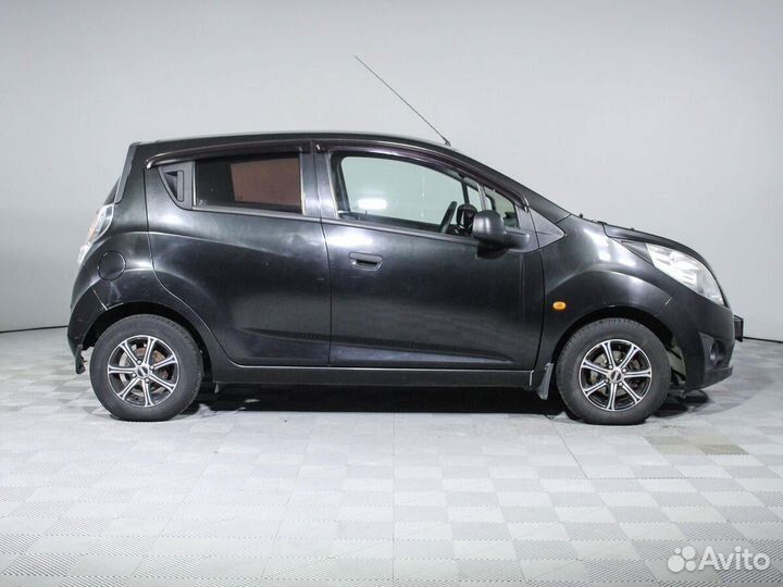 Chevrolet Spark, 2011