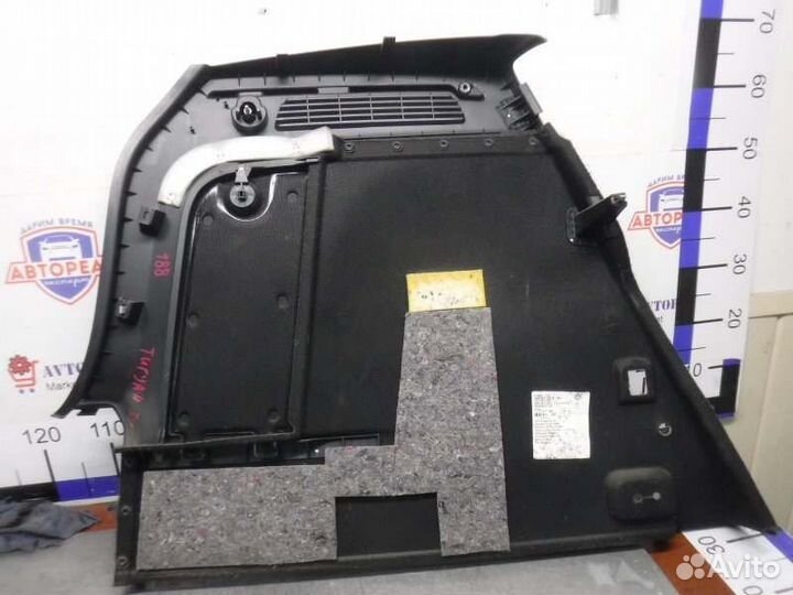 Обшивка багажника задняя правая Volkswagen Tiguan