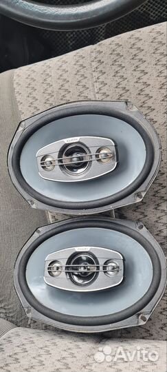 Динамики hertz uno x690