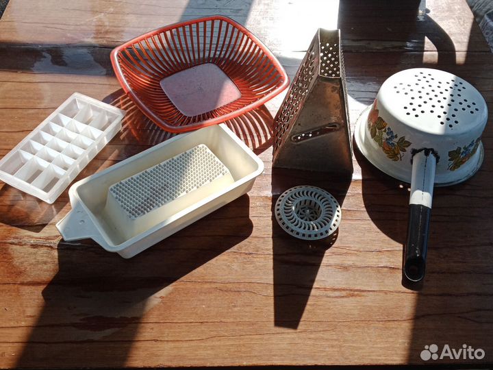 Отдам бесплатно посуду