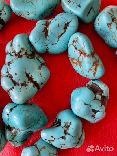 Бусы из бирюзы