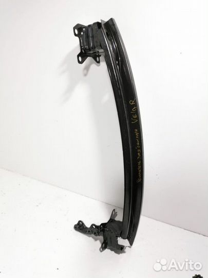 Усилитель заднего бампера Land Rover LR093049