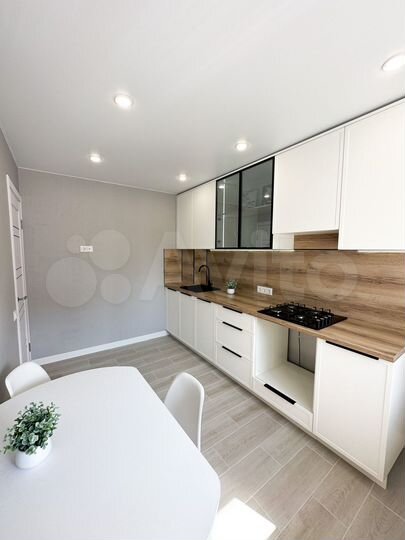 3-к. квартира, 67,6 м², 1/10 эт.