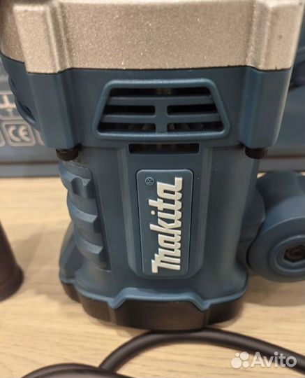 Перфоратор Makita 1680W