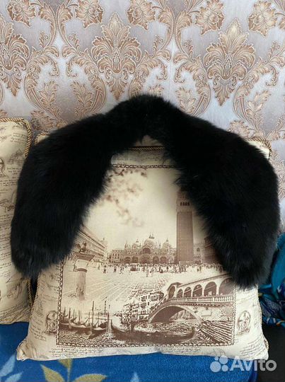 Натуральный меховой воротник из песца