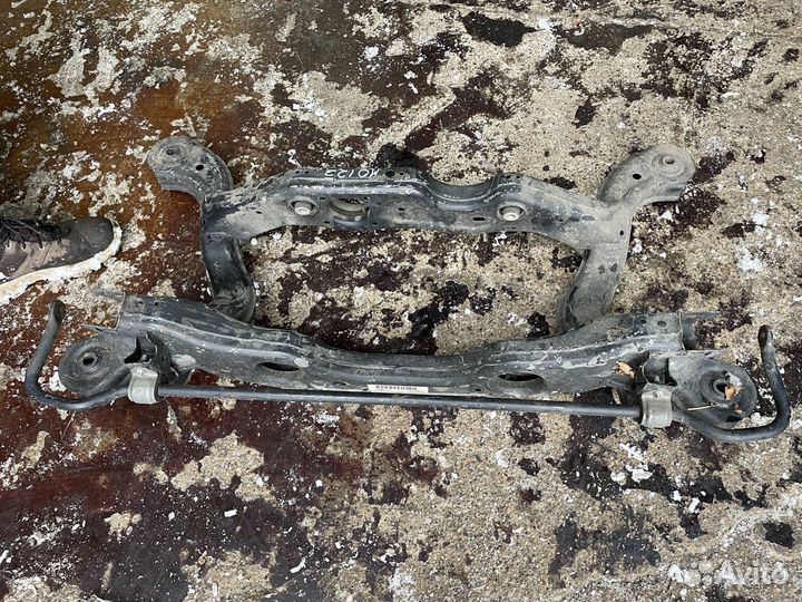 Балка задняя Mercedes X156 C117 W176 W246