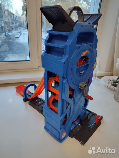 Hot Wheels Сити Мега Гараж