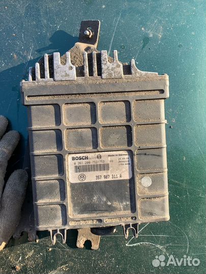 Эбу Passat B3 / B4 357 907 311A
