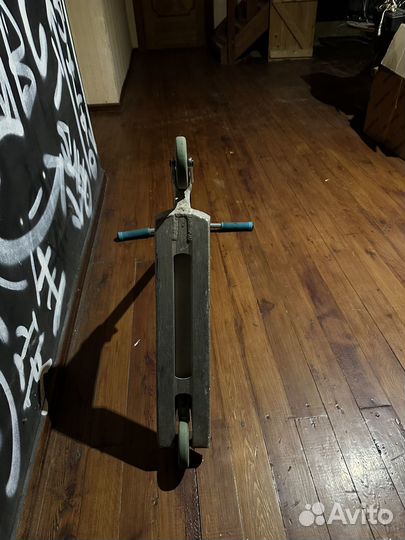 Трюковой самокат castom