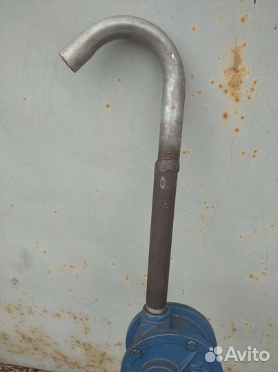 Насос для перекачки топлива и масла из бочек