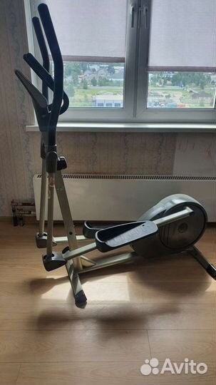 Эллиптический тренажер torneo