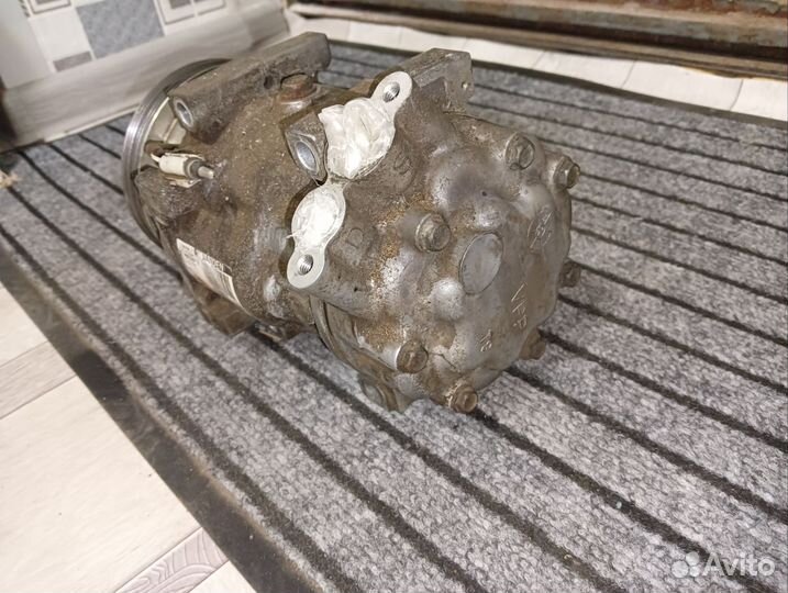 Компрессор кондиционера Ниссан almera G15