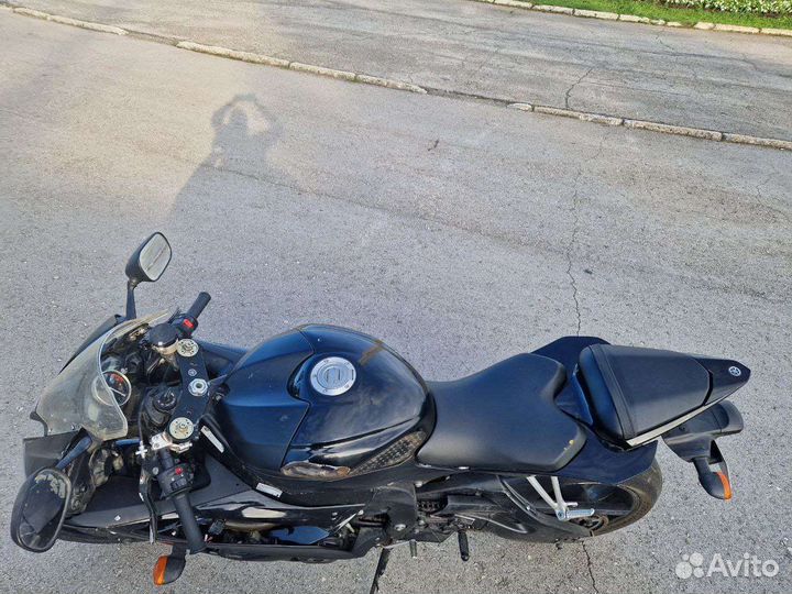 Мотоцикл yamaha r6 2011