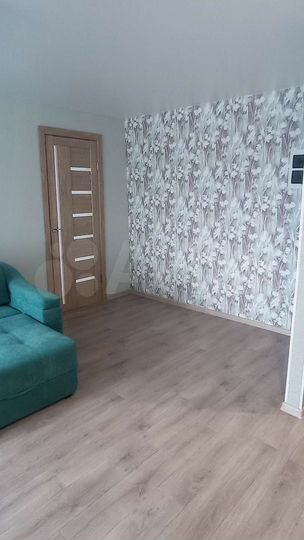 2-к. квартира, 42 м², 3/5 эт.