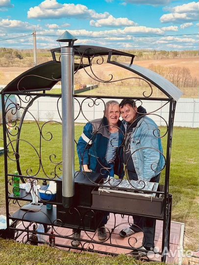 Мангал с навесом