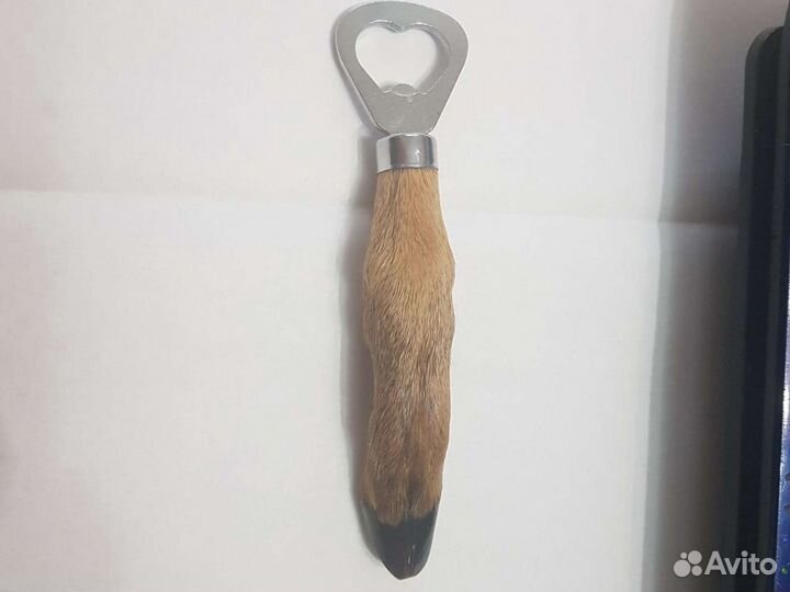 Открывашка с ручкой из копыта косули