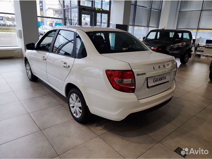 LADA Granta 1.6 МТ, 2023