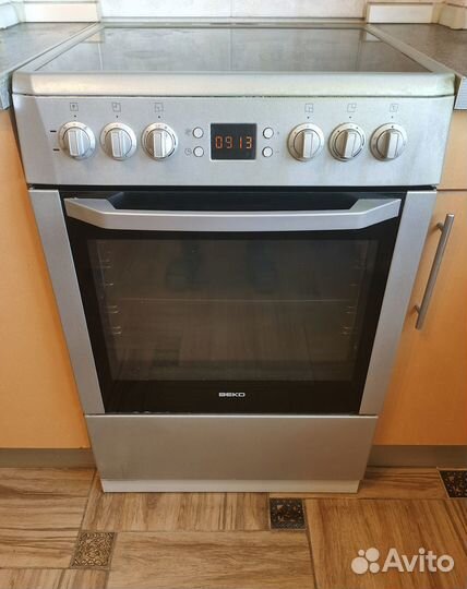 Плита электрическая Beko (стеклокерамика)